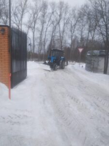 Чистка дорог от снега