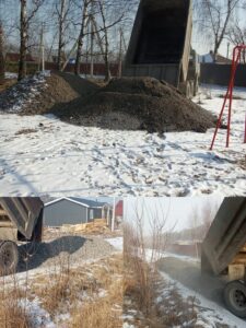 Завозим щебень для дороги